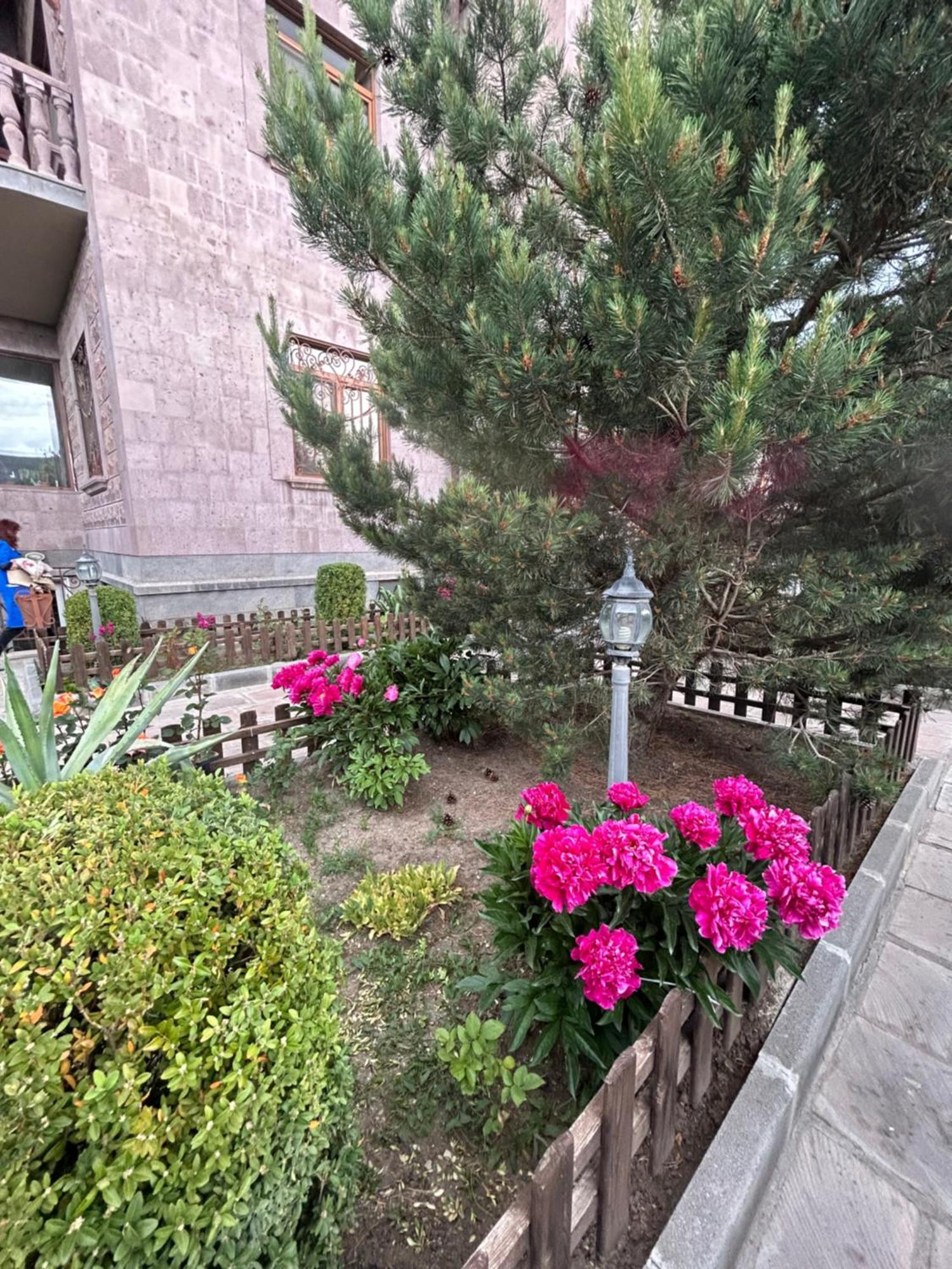 Hotel In Gyumri Extérieur photo