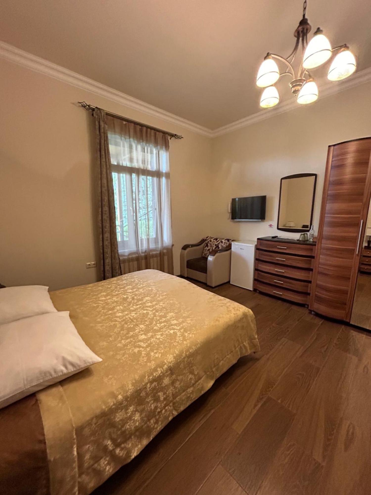 Hotel In Gyumri Extérieur photo