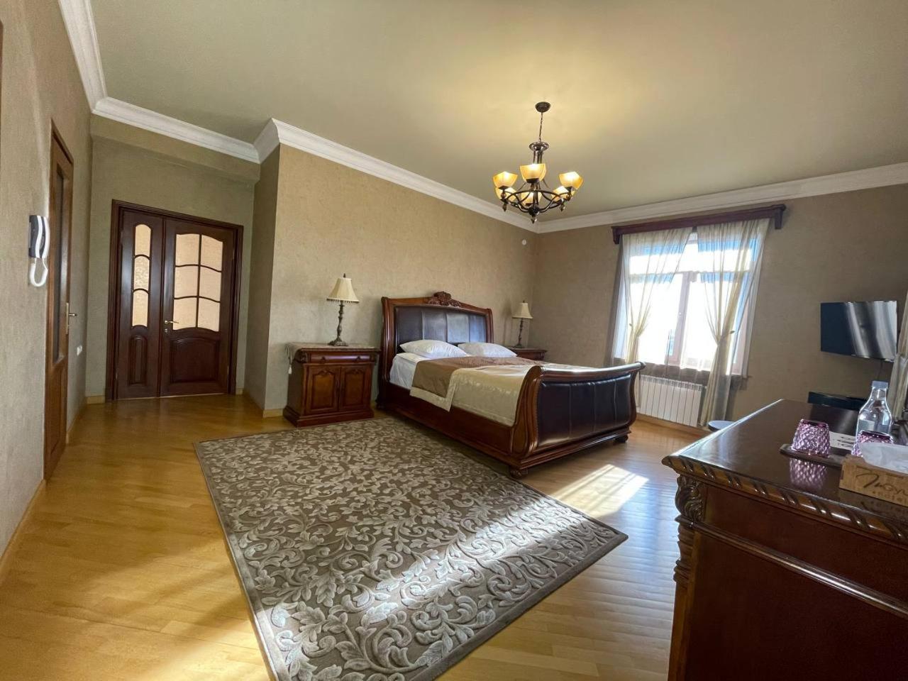 Hotel In Gyumri Extérieur photo