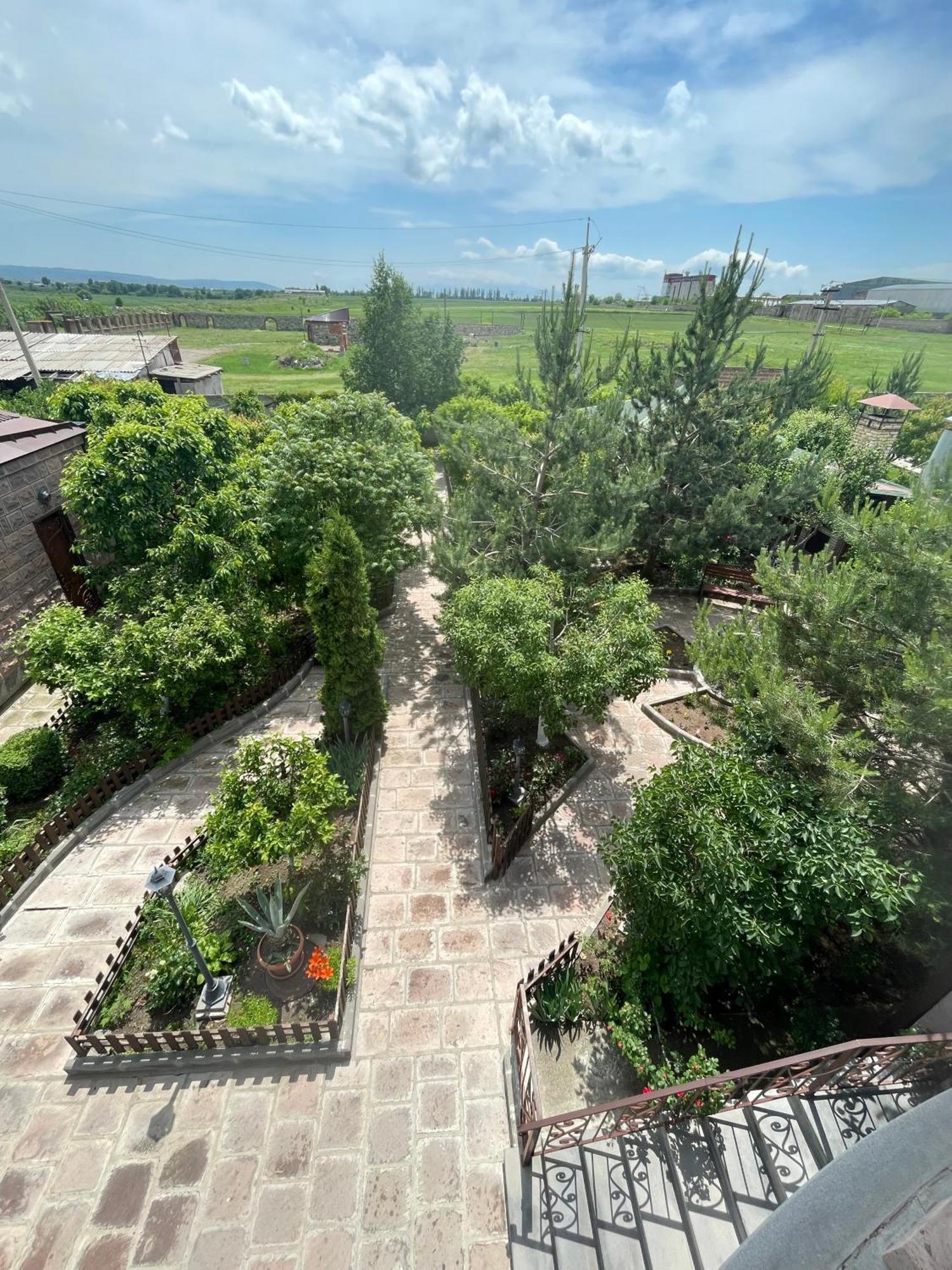 Hotel In Gyumri Extérieur photo